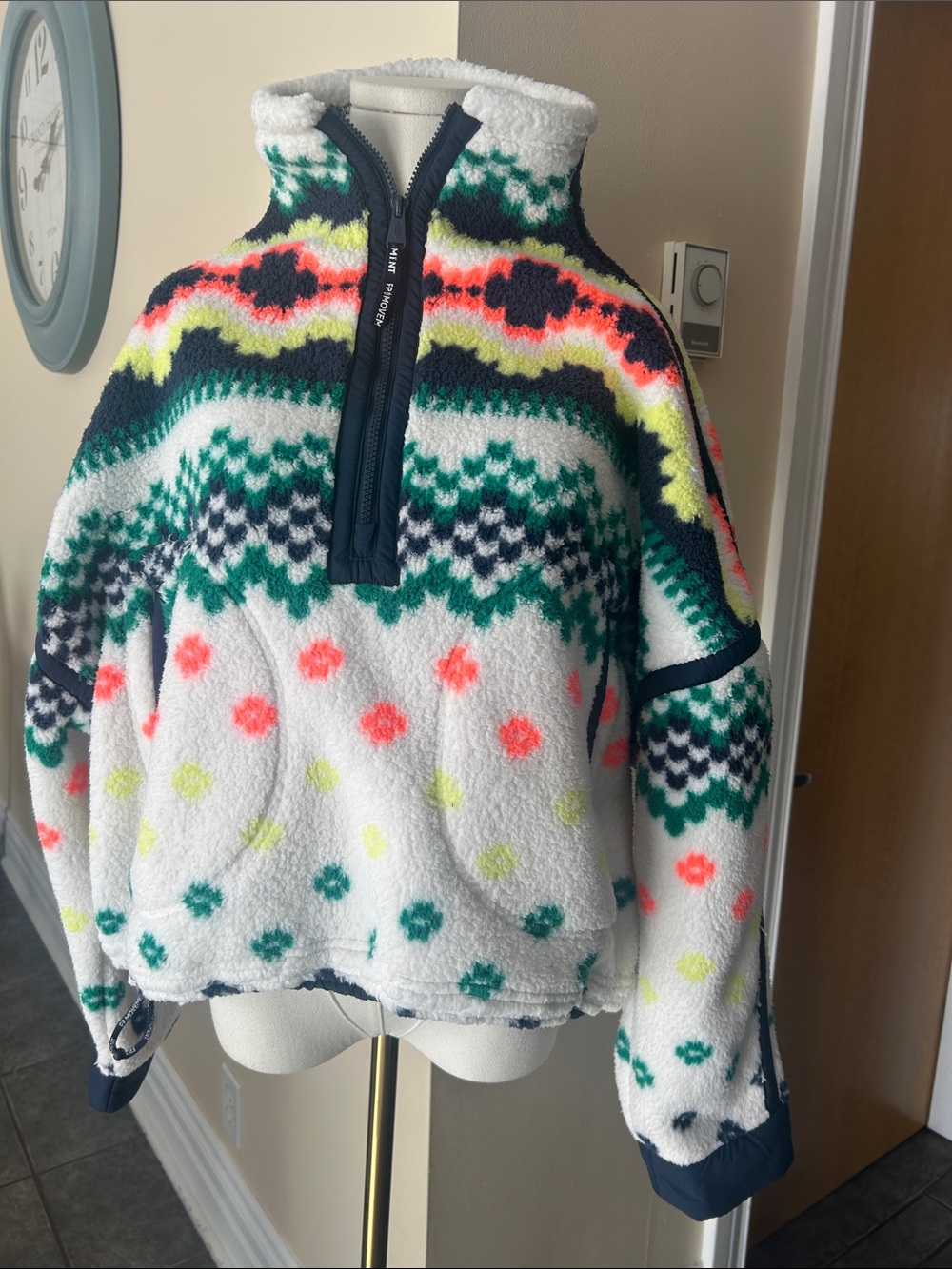 FREE PEOPLE x movement Mountain High Printed Half Zip Fleece size medium - Picture 6 of 11